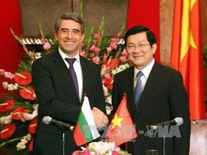 Le président Truong Tan Sang et son homologue bulgare, M. Rosen Plevneliev,. (Photo: Nguyen Khang/VNA)